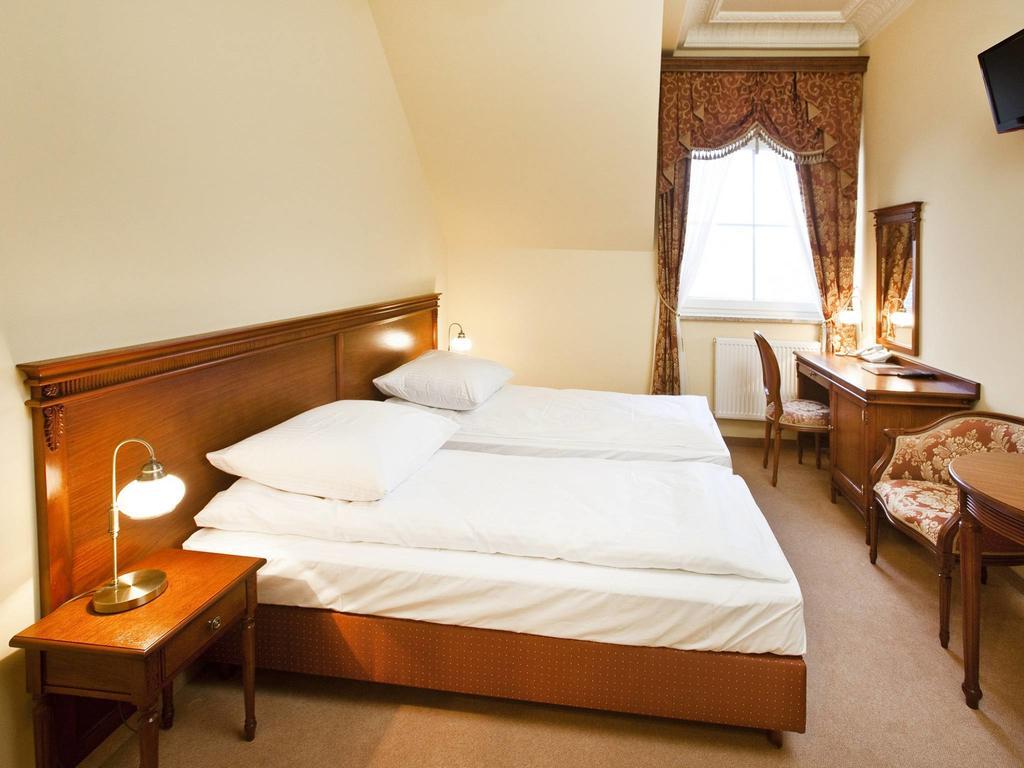 Senator Gran Via Otel Będziemyśl Dış mekan fotoğraf