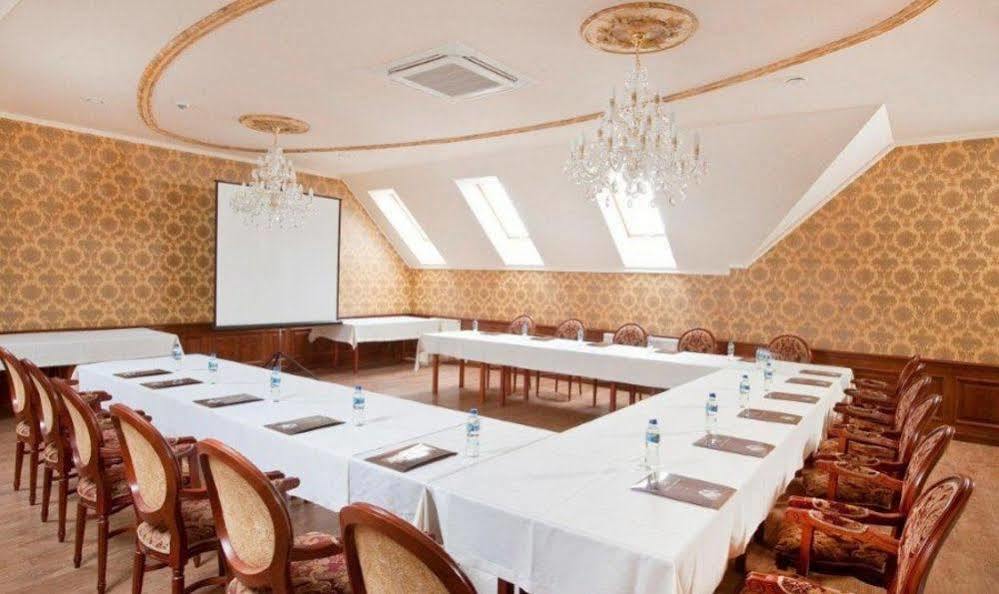 Senator Gran Via Otel Będziemyśl Dış mekan fotoğraf